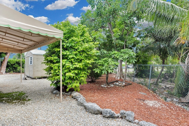 1 Sunset Rd, Key Largo, FL 33037 - view of yard featuring a storage unit