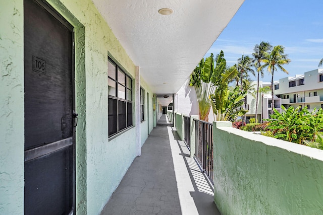 87465 Old Hwy Unit 106, Islamorada, FL 33036 - balcony with a residential view