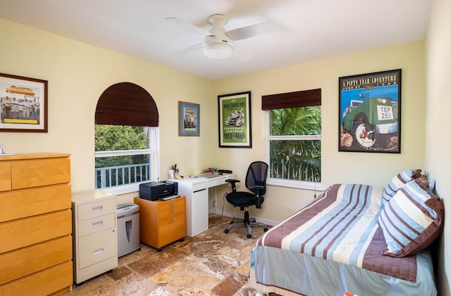 bedroom featuring ceiling fan