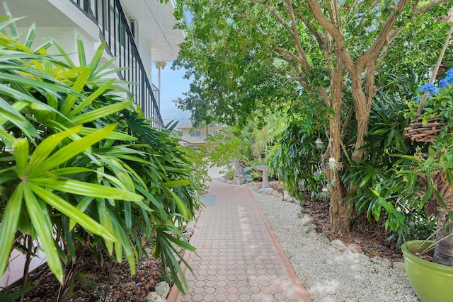 661 12th St, Key Colony, FL 33051 - view of property's community