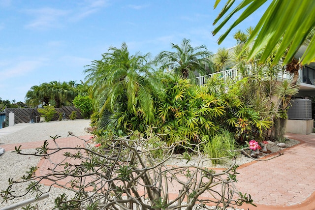 661 12th St, Key Colony, FL 33051 - view of yard