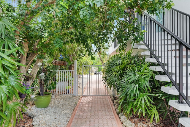 661 12th St, Key Colony, FL 33051 - view of gate