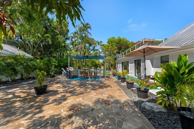 1610 Von Phister St, Key West, FL 33040 - view of patio / terrace with outdoor dining space