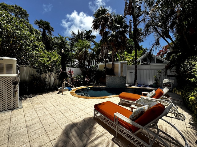 318 Margaret St, Key West, FL 33040 - fenced backyard featuring a patio
