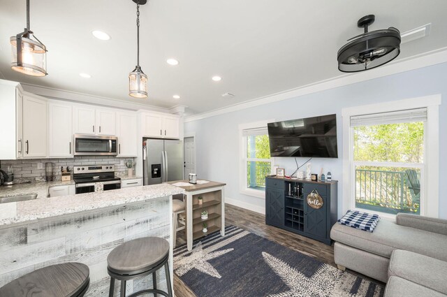 640 Carolyn Ave, Little Torch, FL 33042 - photo 4