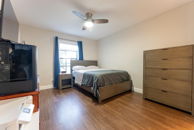 3314 Northside Dr Unit 31, Key West, FL 33040 - bedroom featuring wood finished floors, ceiling fan, and baseboards