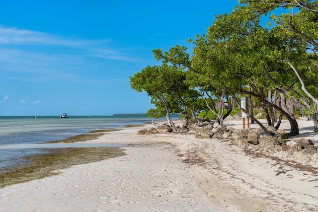 88 W Plaza Del Lago, Islamorada, FL 33036 - photo 113