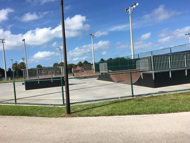 30957 Mercedes Rd, Big Pine, FL 33043 - view of tennis court