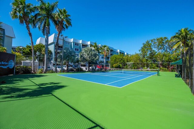 1901 S Roosevelt Blvd Unit 404S, Key West, FL 33040 - view of sport court with fence