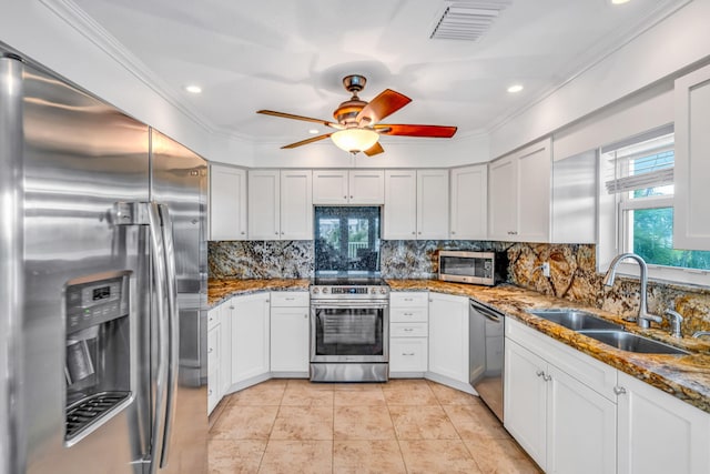 581 10th St, Key Colony, FL 33051 - photo 8