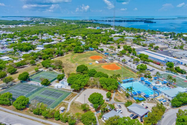 60 Bahama Ave, Key Largo, FL 33037