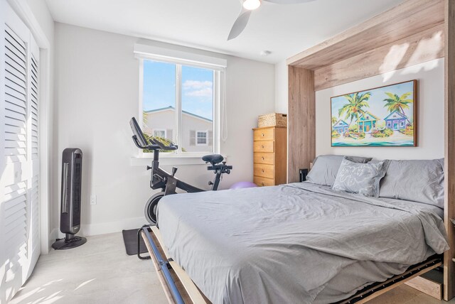 bedroom featuring ceiling fan