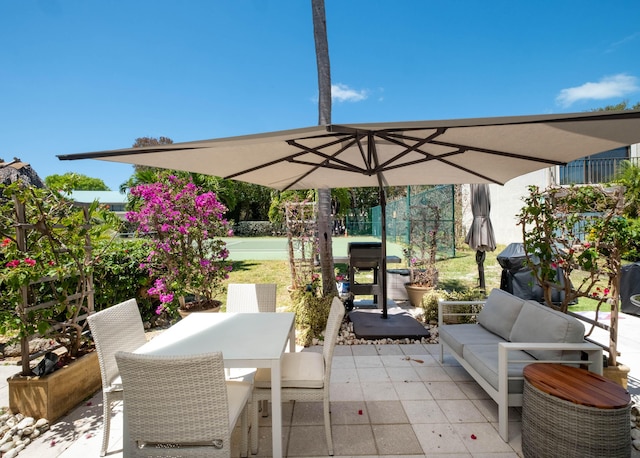 view of patio featuring an outdoor living space