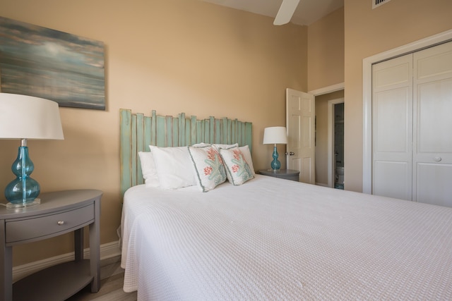 bedroom featuring a closet and ceiling fan