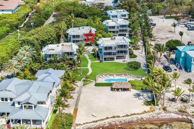 drone / aerial view featuring a residential view