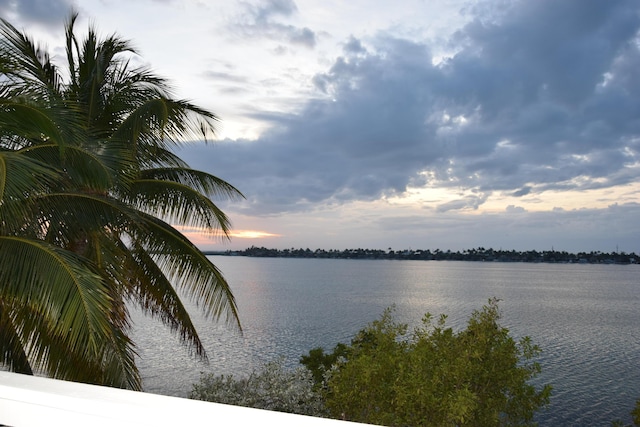 76 Palm Dr, Saddle Bunch, FL 33040 - water view