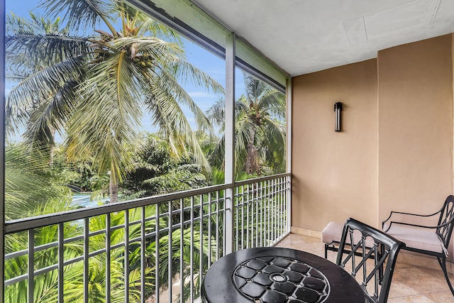 balcony featuring outdoor dining area