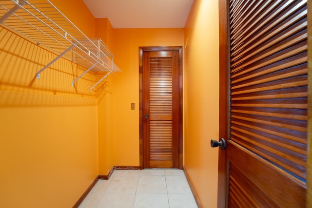 walk in closet featuring tile patterned floors