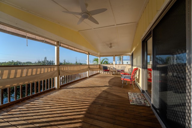 deck with ceiling fan