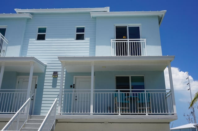 view of front of home with a porch