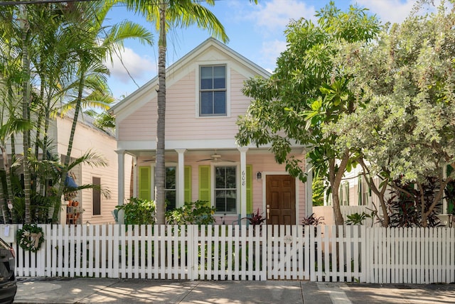 view of front of home featuring a porch