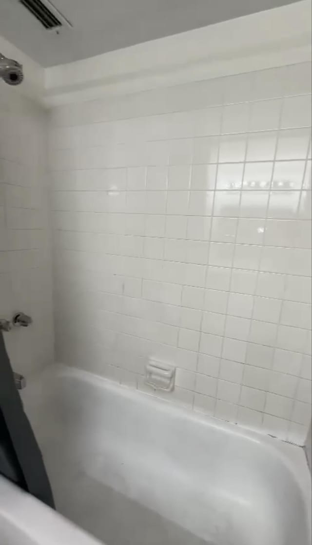 3312 Northside Dr Unit 607, Key West, FL 33040 - bathroom featuring shower / tub combination