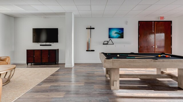 rec room featuring wood-type flooring and billiards