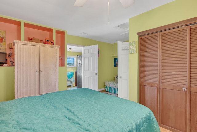 bedroom featuring a closet and ceiling fan