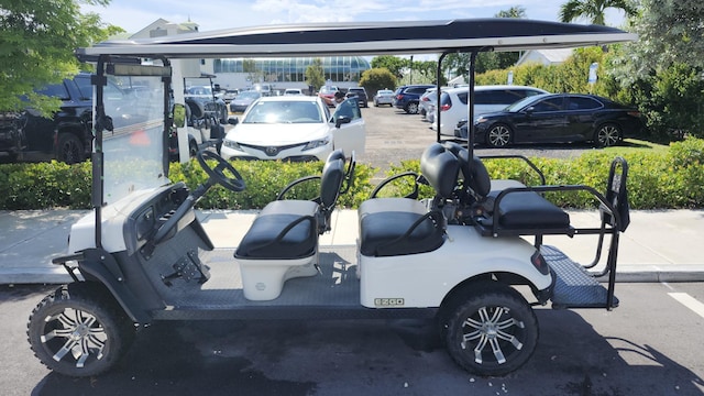 421 United St, Key West, FL 33040 - view of parking