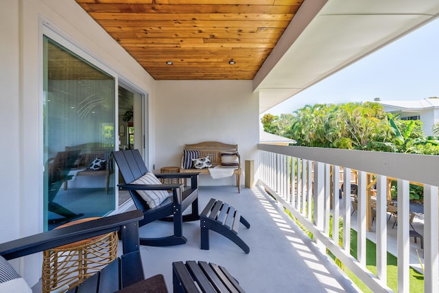 balcony with a sunroom