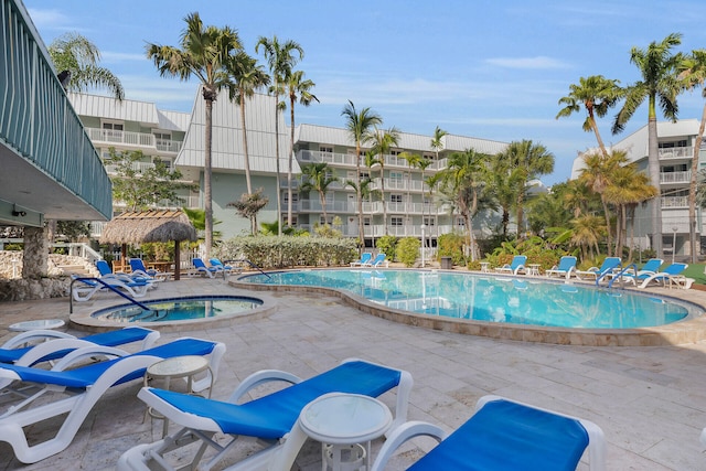 1901 S Roosevelt Blvd Unit 104N, Key West, FL 33040 - community pool with a community hot tub and a patio