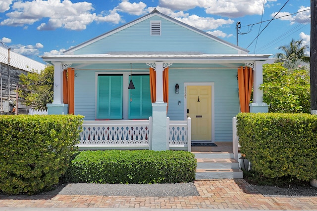 view of front of house with covered porch