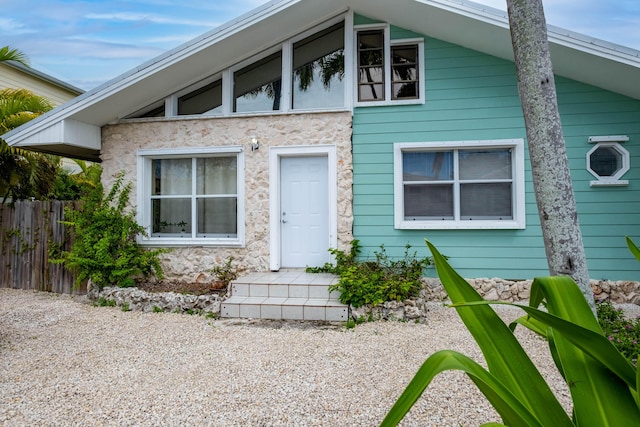 view of front of house