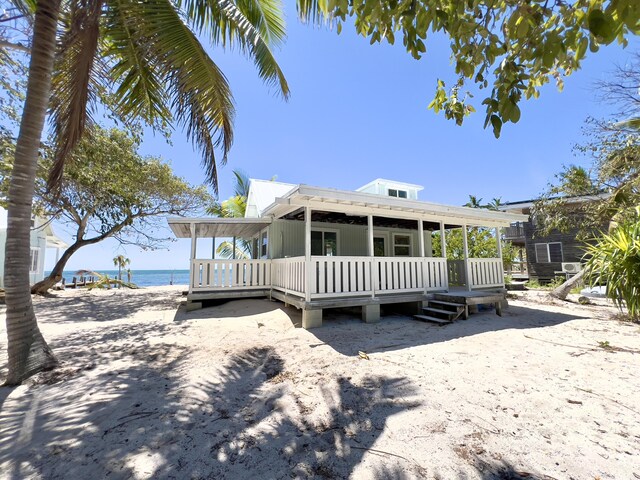 view of front facade featuring a water view