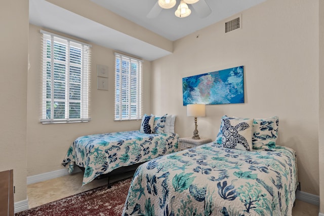 bedroom featuring ceiling fan