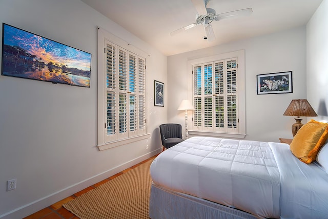 bedroom with ceiling fan