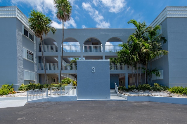 201 E Ocean Dr Unit 3-311, Key Colony, FL 33051 - view of apartment building / complex