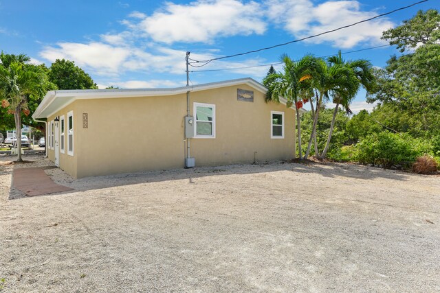 30868 Malaga Ln, Big Pine, FL 33043 - photo 2