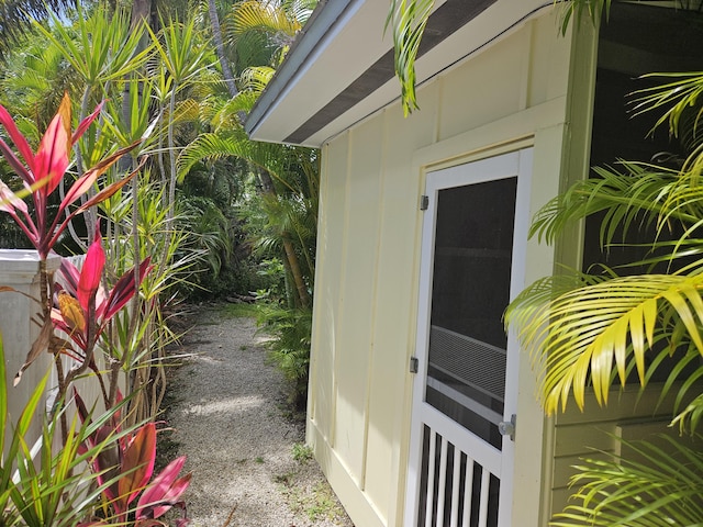 view of entrance to property