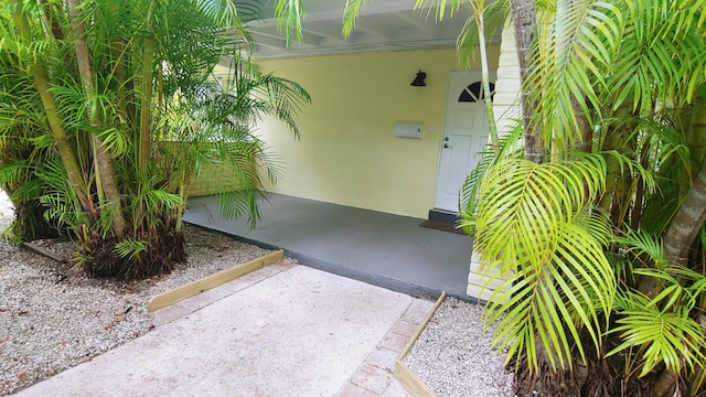 view of property entrance