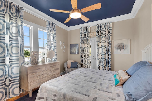 1001 United St Unit B, Key West, FL 33040 - bedroom with crown molding and a ceiling fan