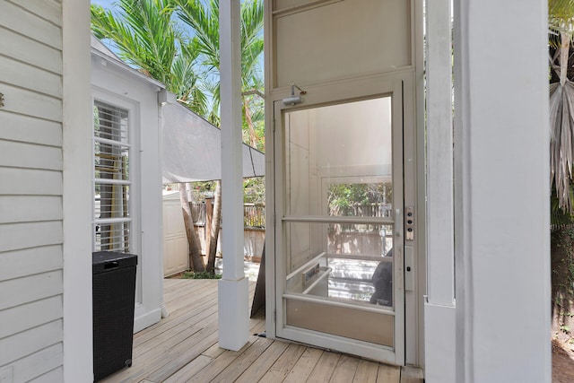 1001 United St Unit B, Key West, FL 33040 - view of wooden terrace