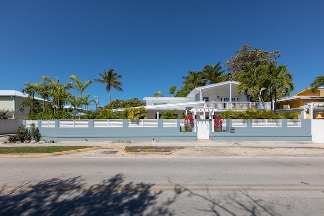 view of front of home