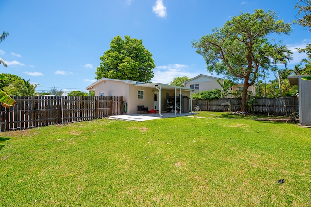 15 Cactus Dr, Big Coppitt, FL 33040 - fenced backyard featuring a patio area