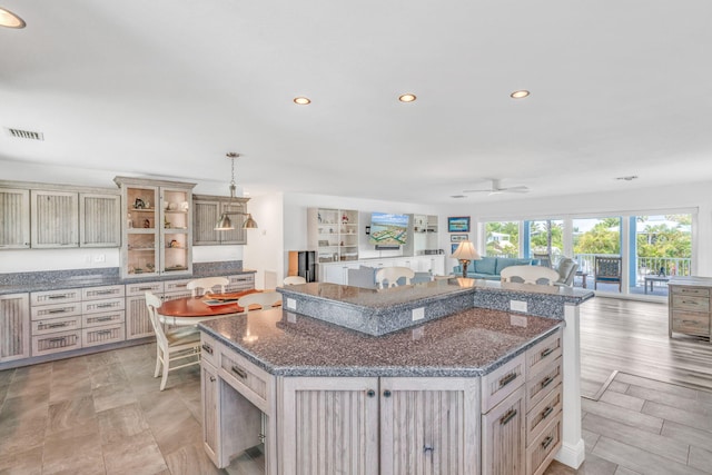 17094 Coral Dr, Sugarloaf, FL 33042 - photo 3