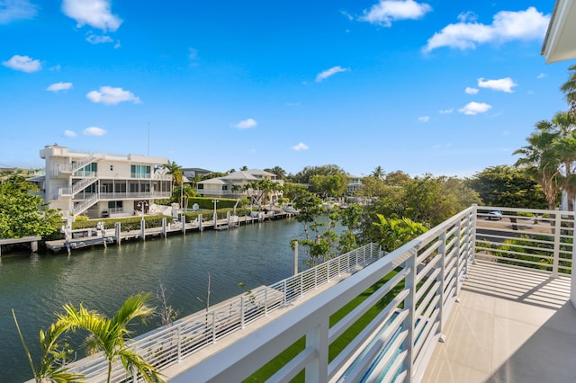 194 Buttonwood Ln, Islamorada, FL 33036 - balcony featuring a water view