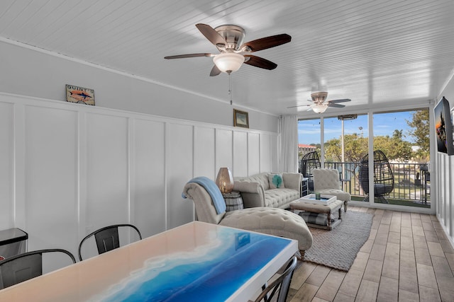 view of sunroom / solarium