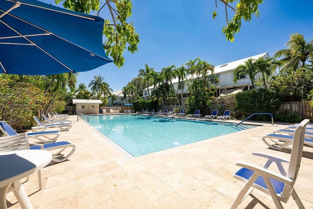 3314 Northside Dr Unit 46, Key West, FL 33040 - community pool with a patio