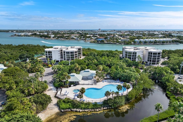 bird's eye view featuring a water view