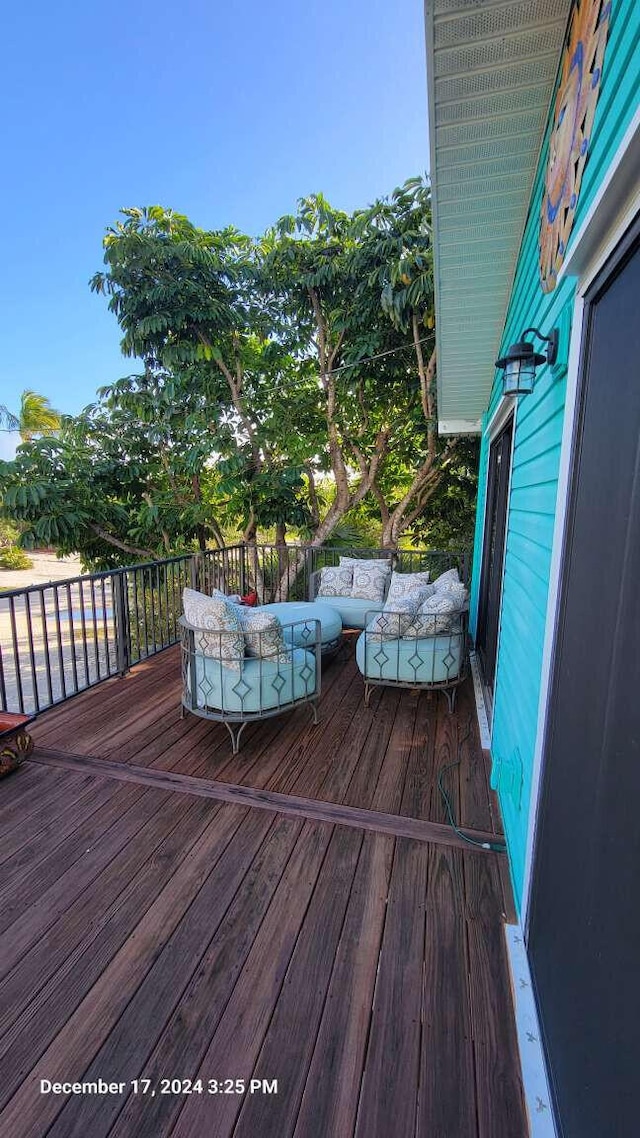 deck featuring an outdoor hangout area